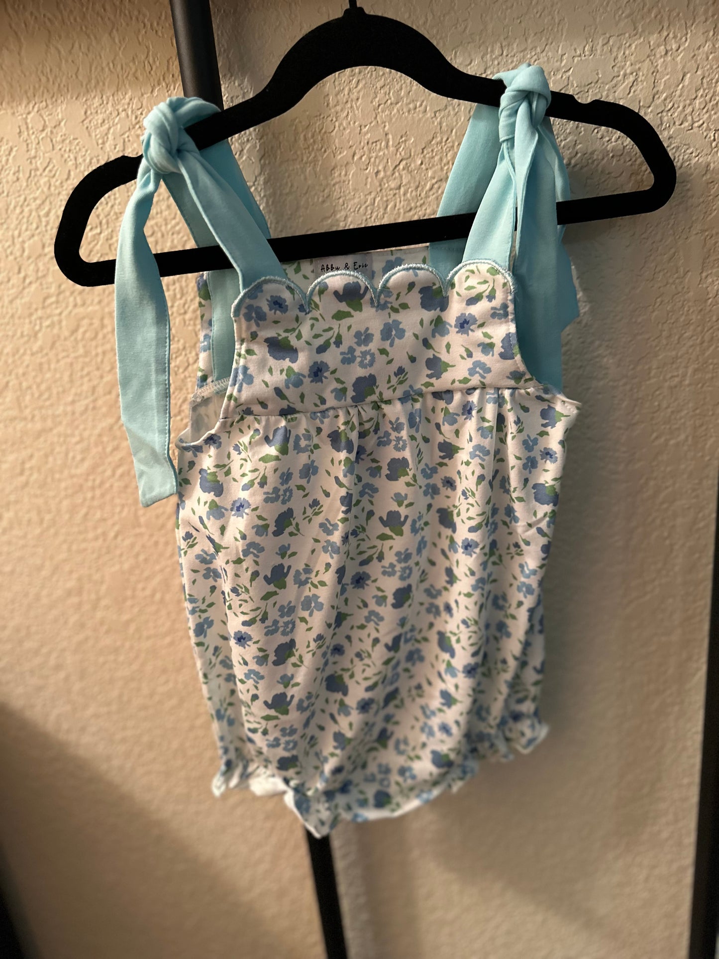 blue floral print bow collection
