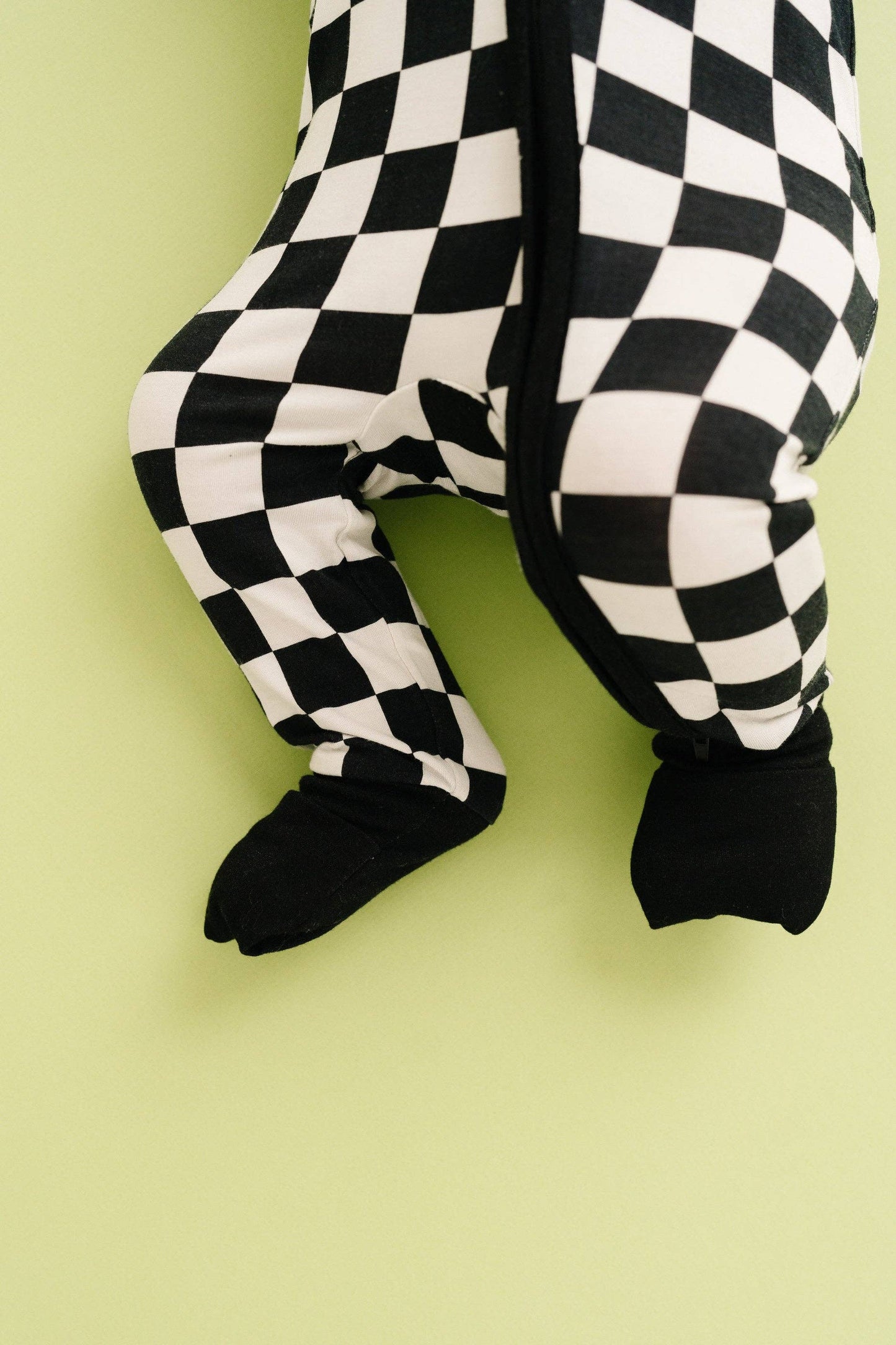 Black Checkered Bamboo Zippy