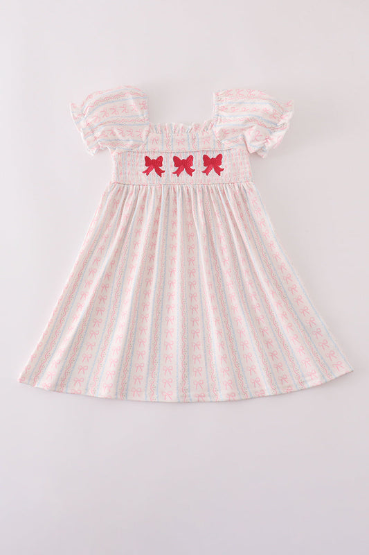 pink bow trellis collection
