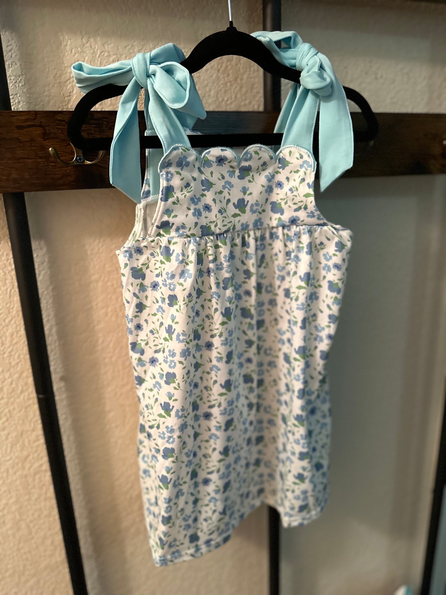 blue floral print bow collection