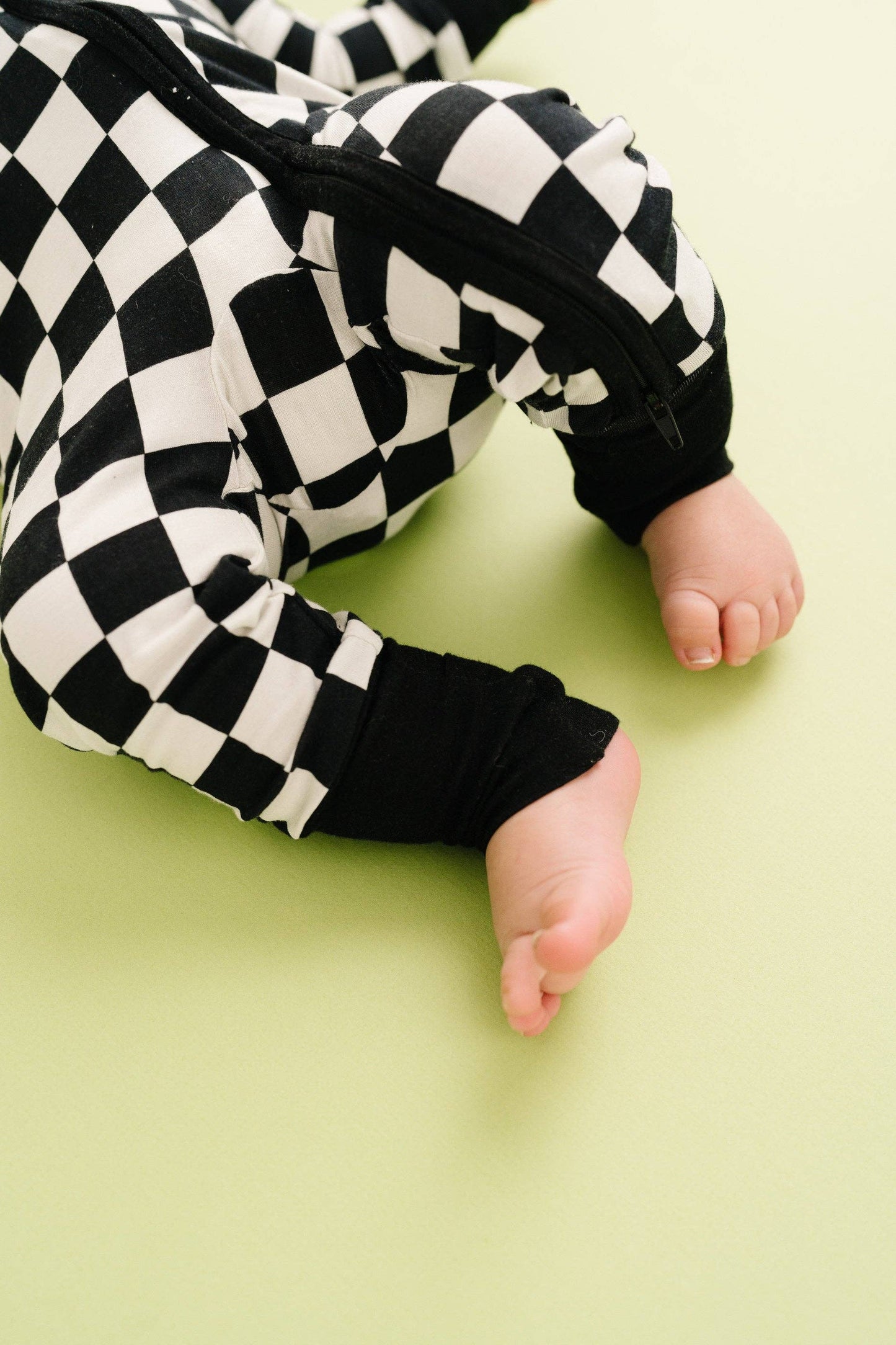Black Checkered Bamboo Zippy