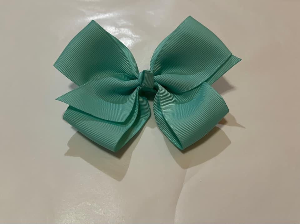 ribbon alligator clip bows