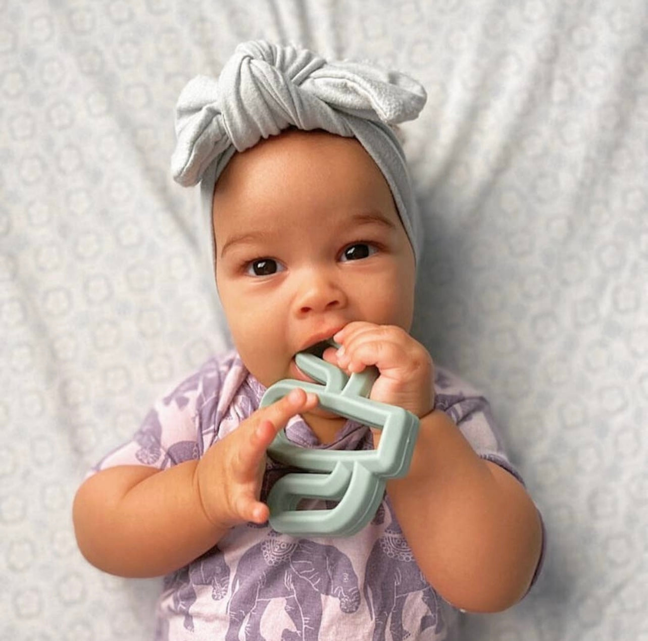 chew silicone baby teether